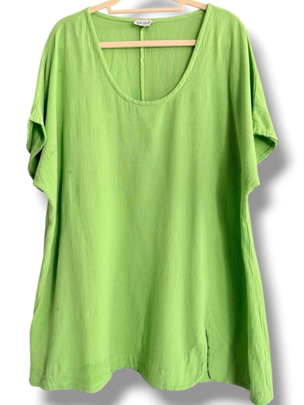 Oh My Gauze! Lime Green Top Size 3 XXL